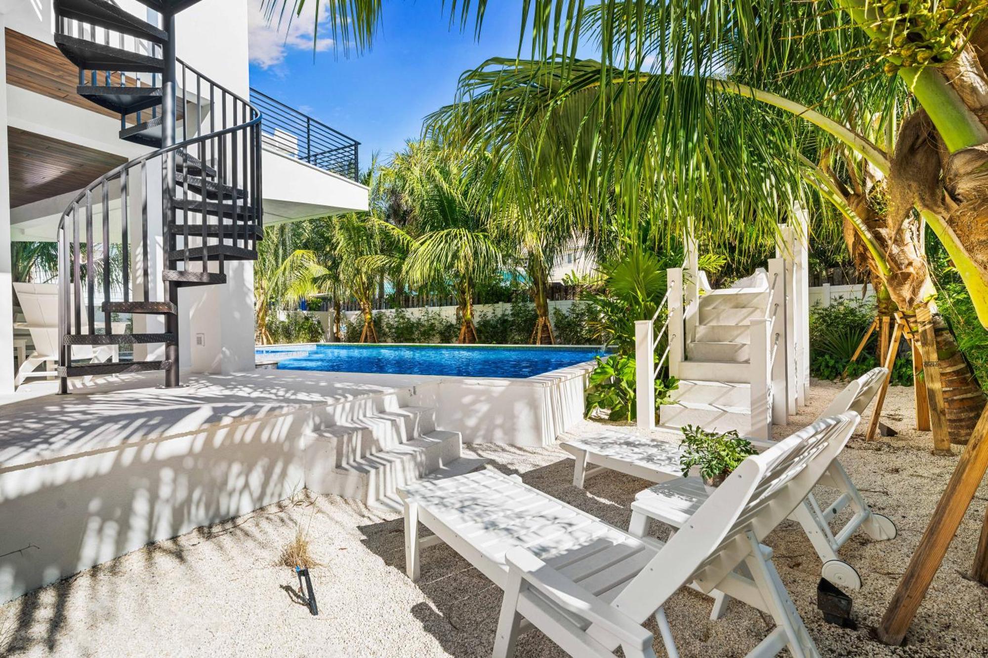 Las Palmas Siesta Key Exterior photo