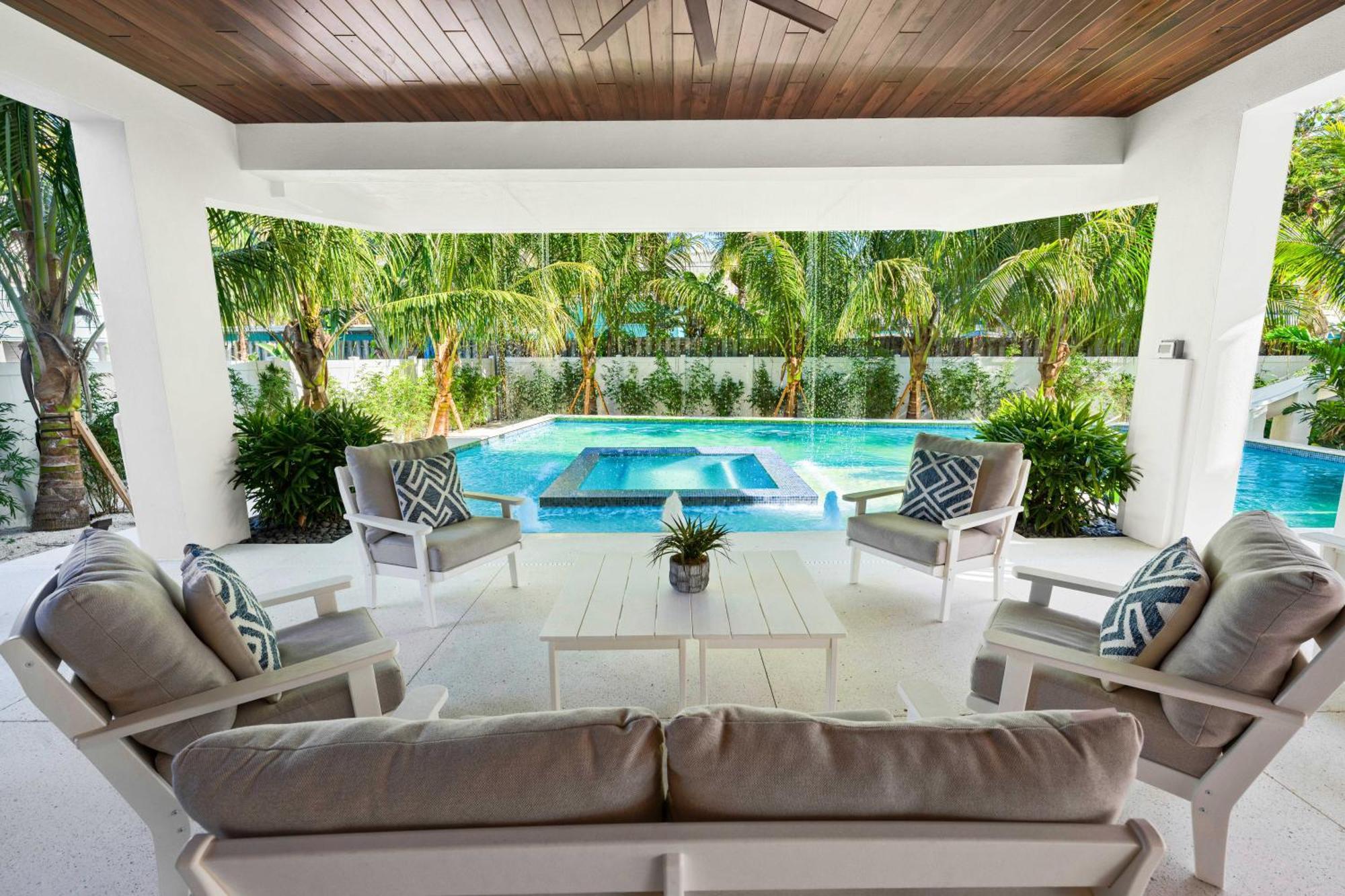 Las Palmas Siesta Key Exterior photo