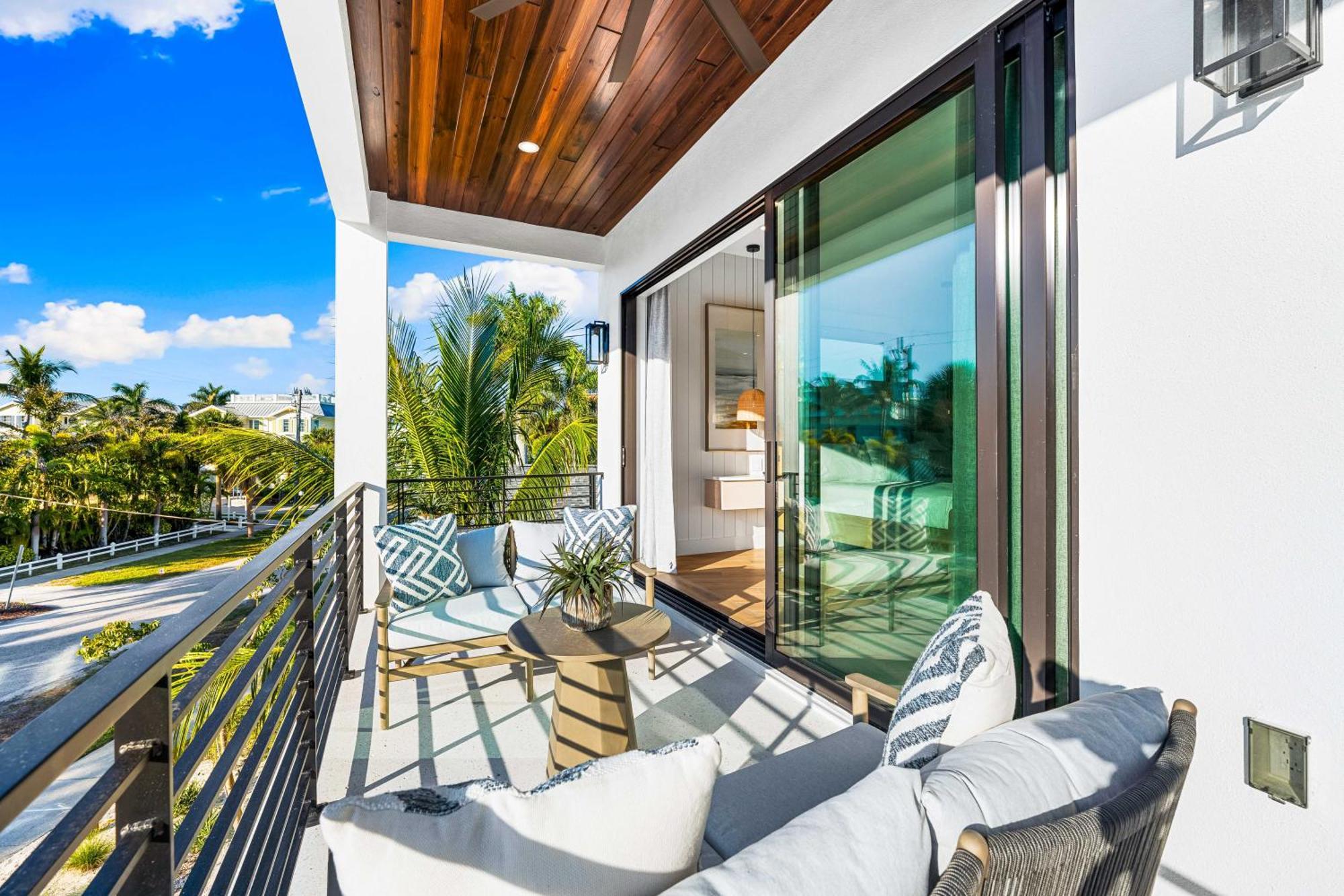 Las Palmas Siesta Key Exterior photo